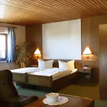 Landgasthaus Pfahl 2*