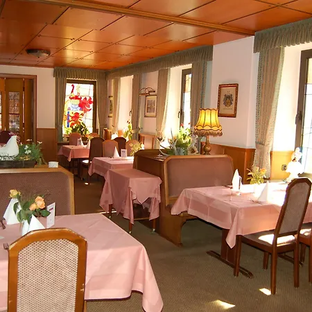 Landgasthaus Pfahl מלון Wershofen