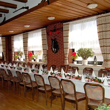 Landgasthaus Pfahl מלון Wershofen