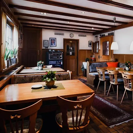 מלון Landgasthaus Pfahl 2*