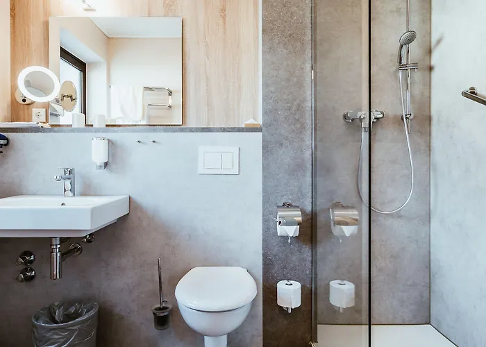 Landgasthaus Pfahl 2*